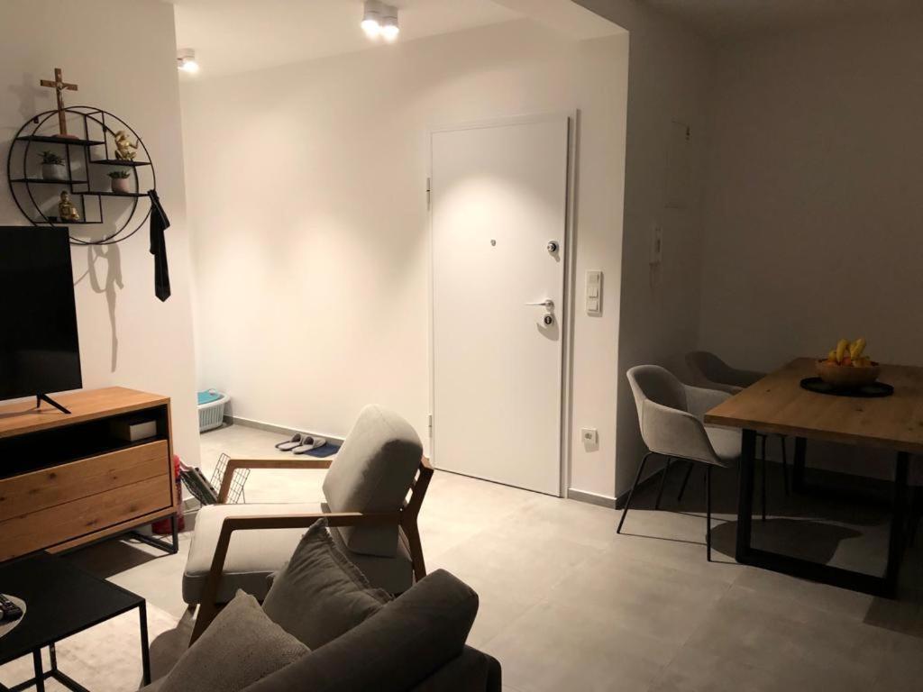 Spuzva Apartment Brodarica  Luaran gambar
